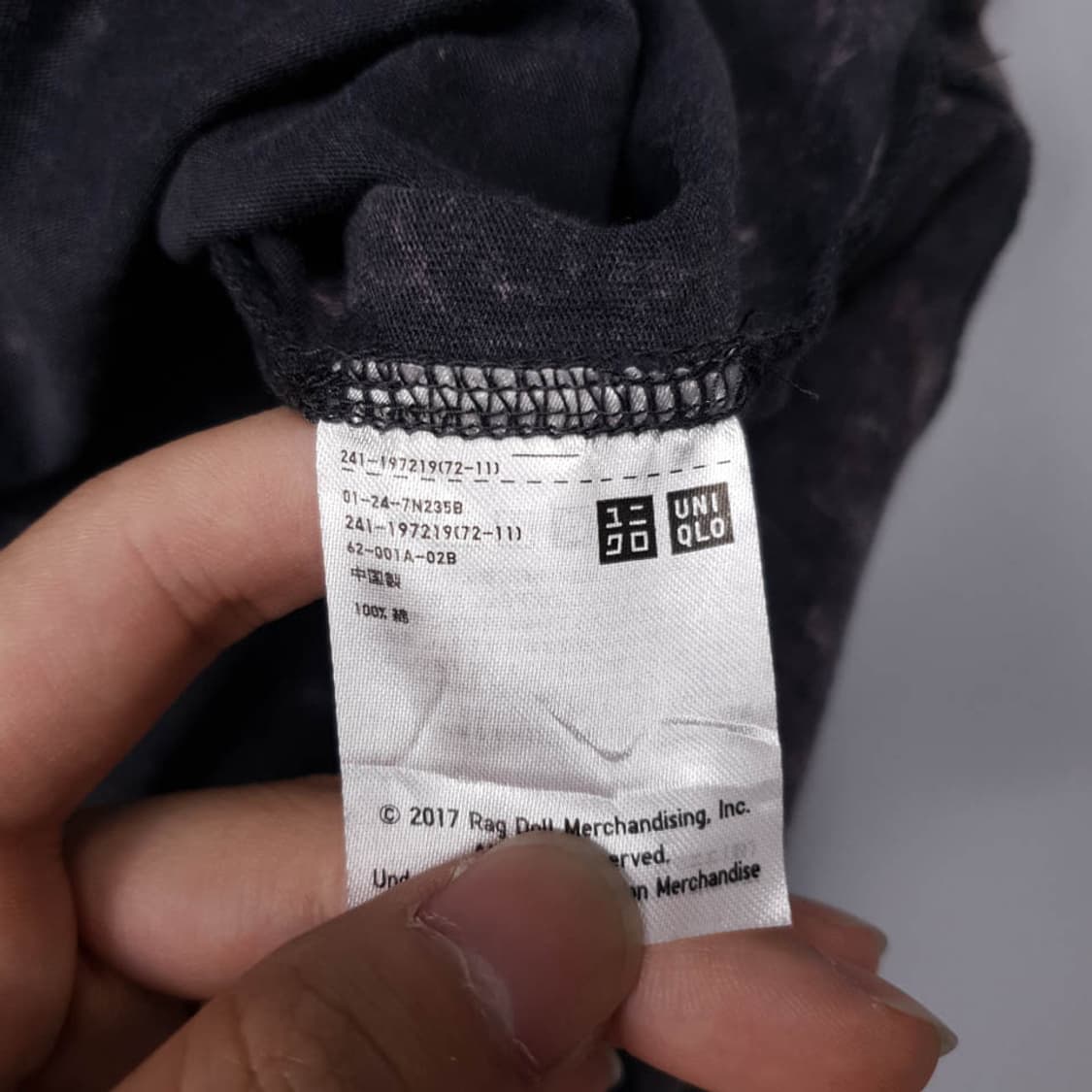 유니클로 X 에어로스미스 그레이 워싱 프린팅 슬리브리스 상품이미지4