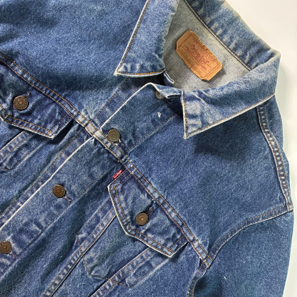 Levi's  리바이스 레드탭 70506 알래스카 자수 데님 트러커 자켓 상품이미지4