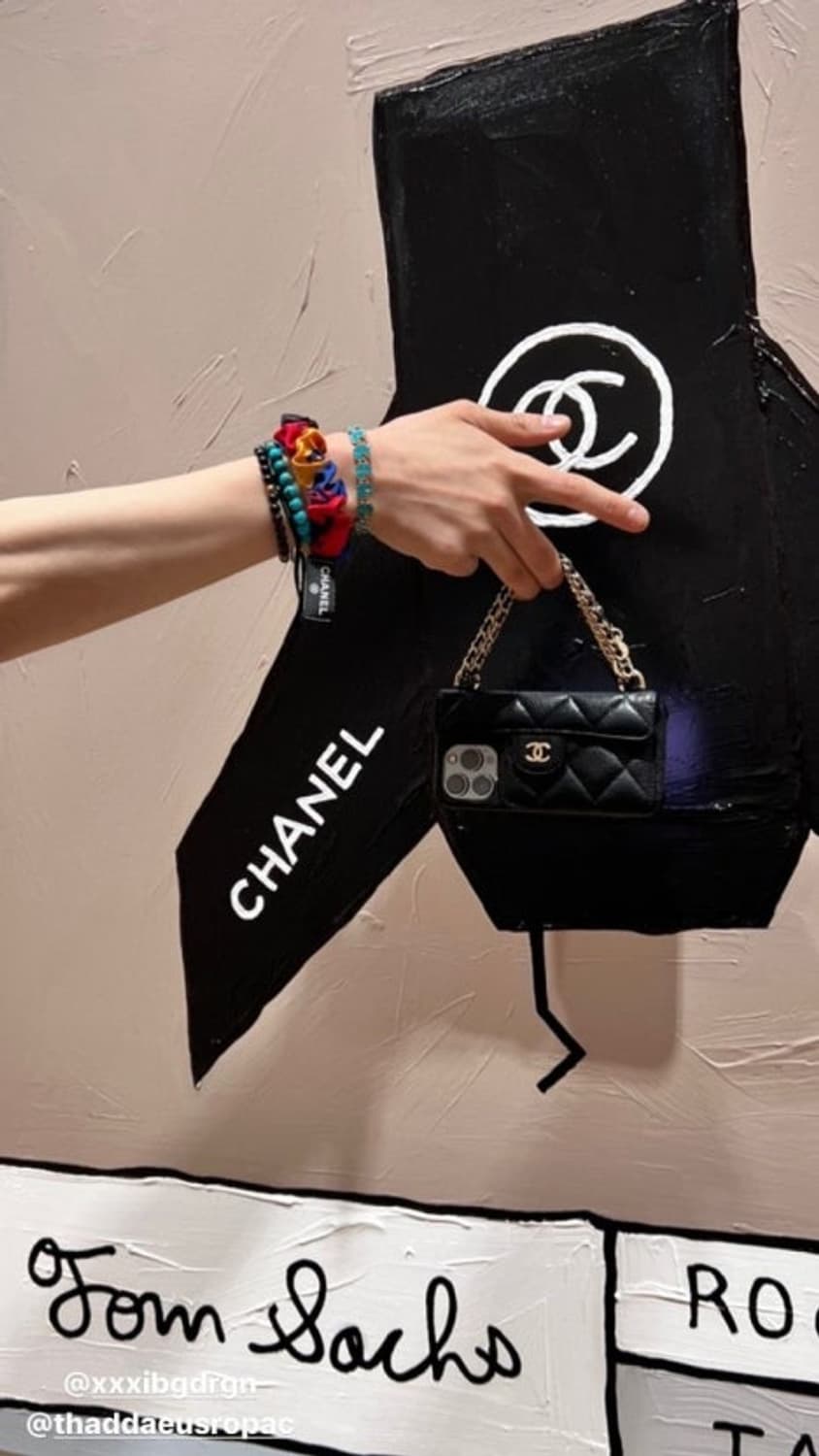 지드래곤 샤넬 아이폰 케이스 상품이미지1