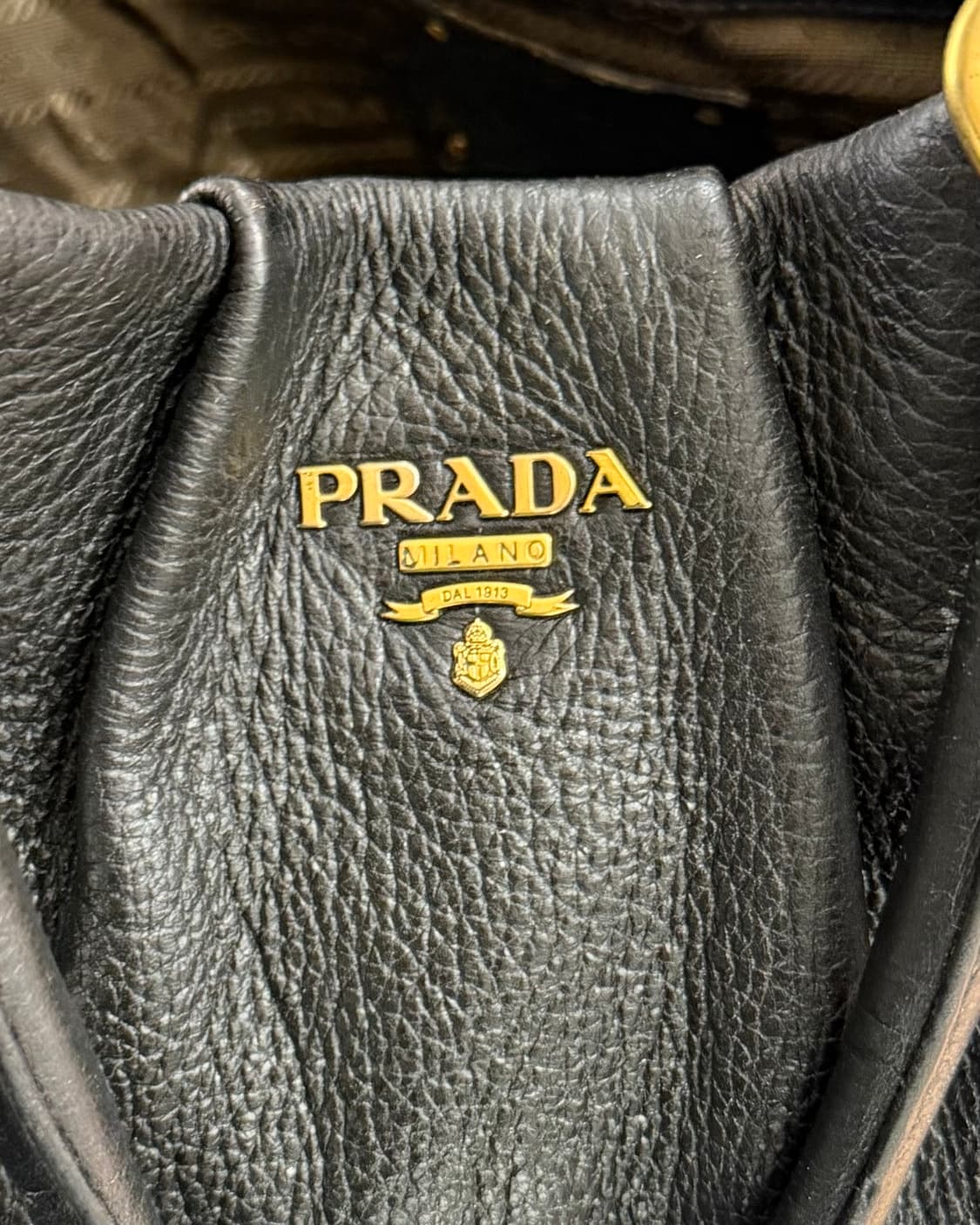 프라다 블랙 레더 숄더백 상품이미지8
