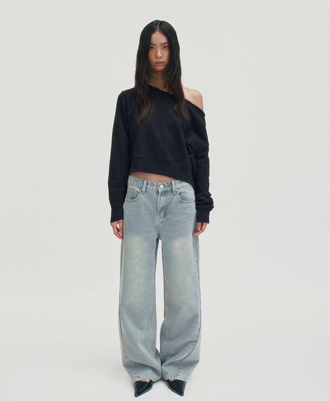 suade sunny one shoulder 스웨이드 원숄더 맨투맨 상품이미지2