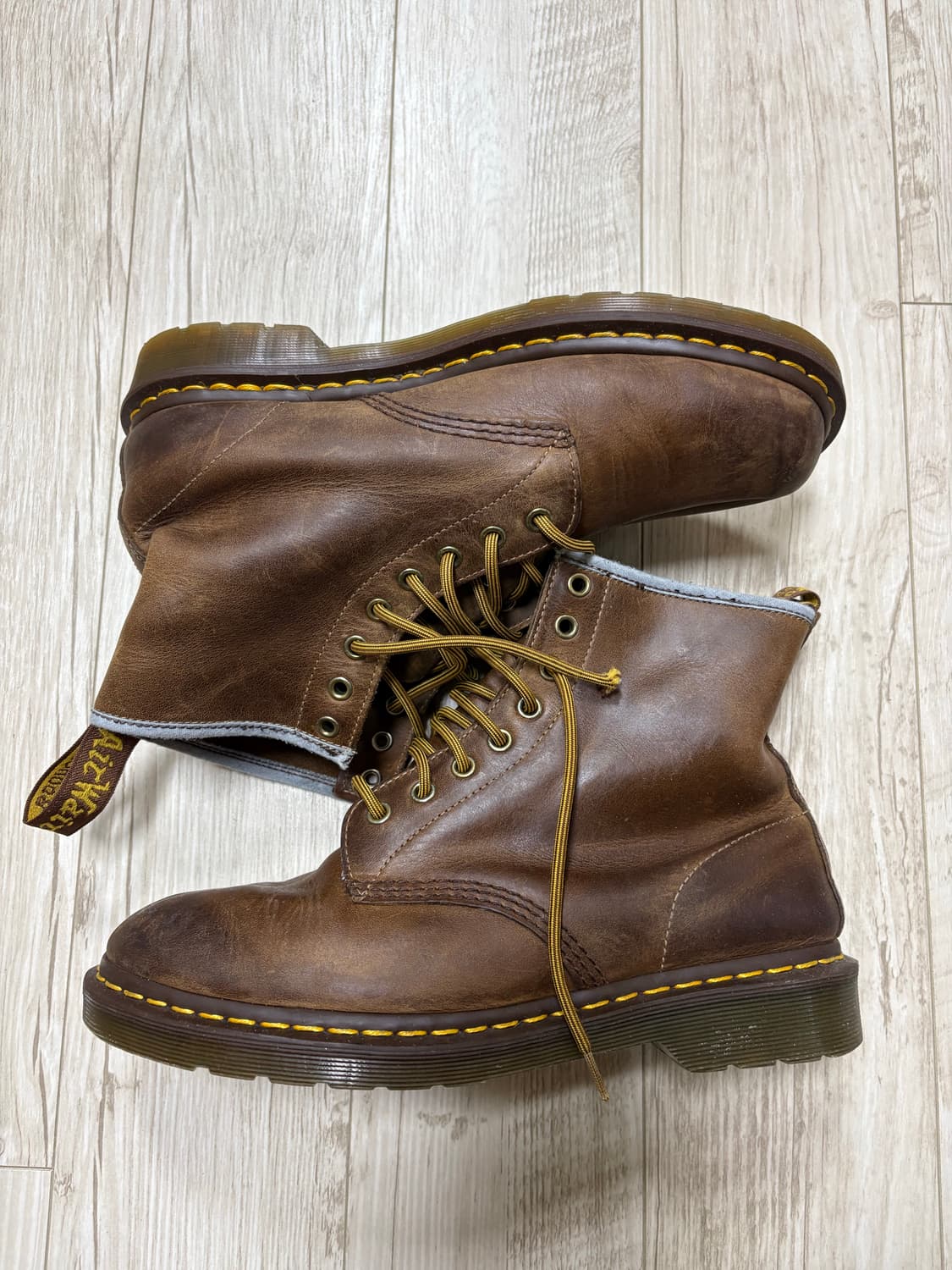 닥터마틴 1460 크레이지홀스 270 상품이미지2