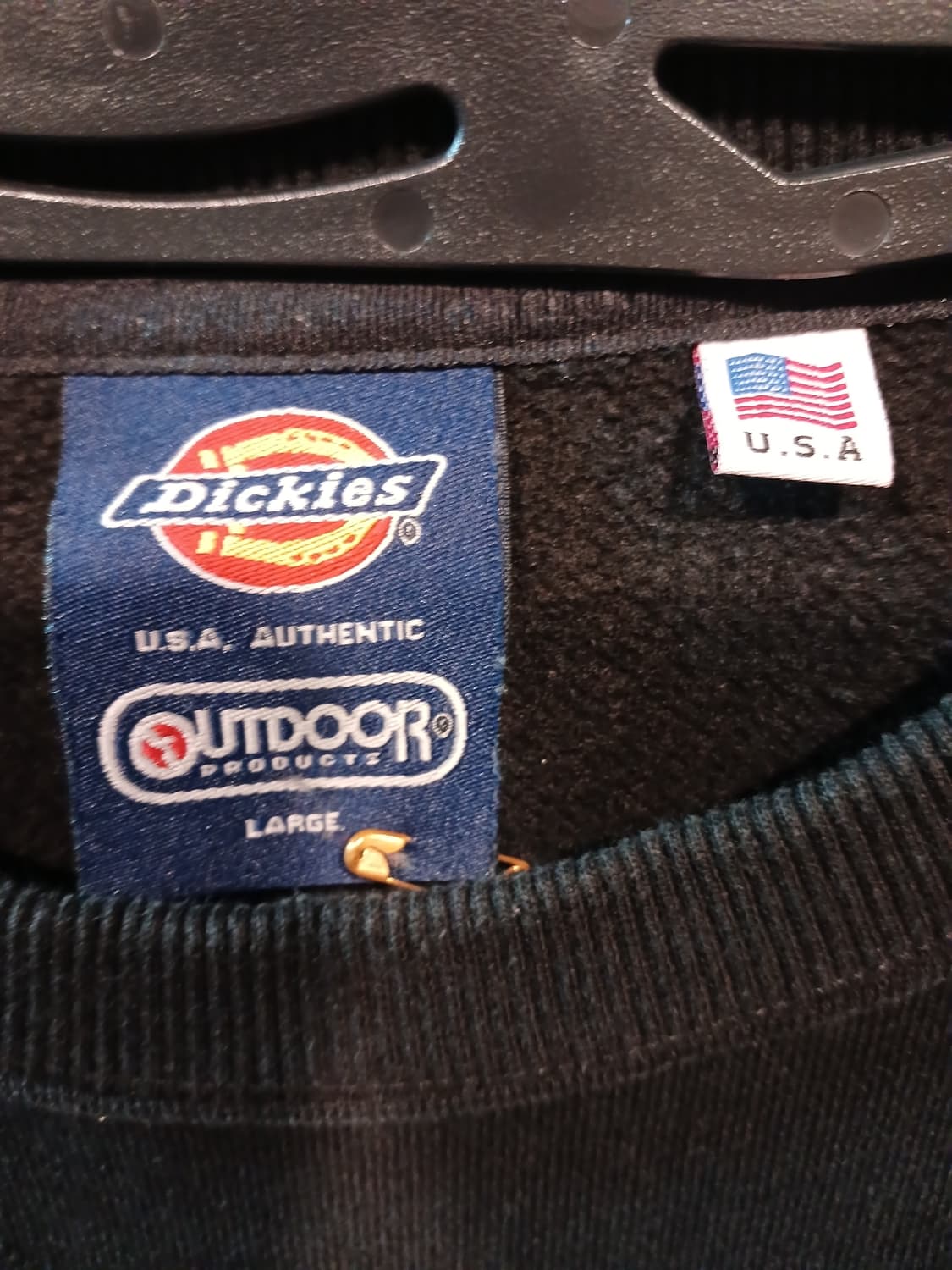 디키즈 아웃도어 콜라보 맨투맨 블랙 상품이미지3