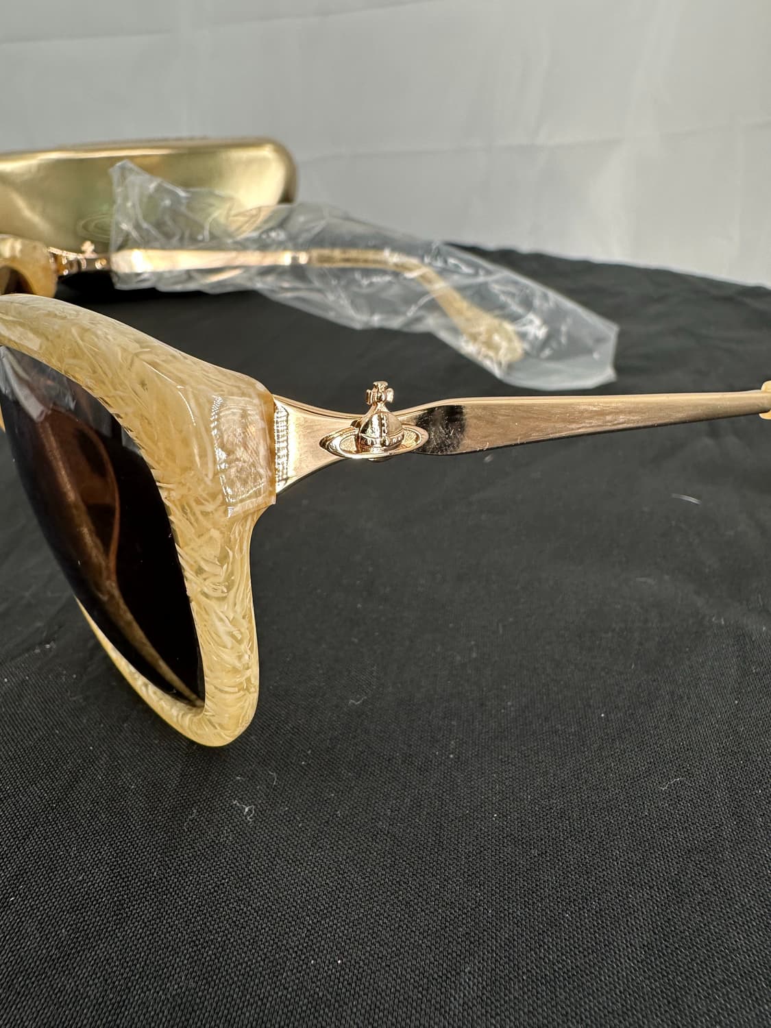 [새상품 무료배송] Made In Italy 비비안웨스트우드 선글라스 상품이미지3