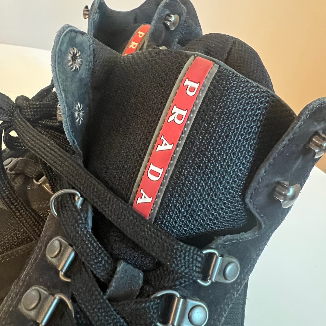 프라다 스웨이드 하이킹 부츠 상품이미지5