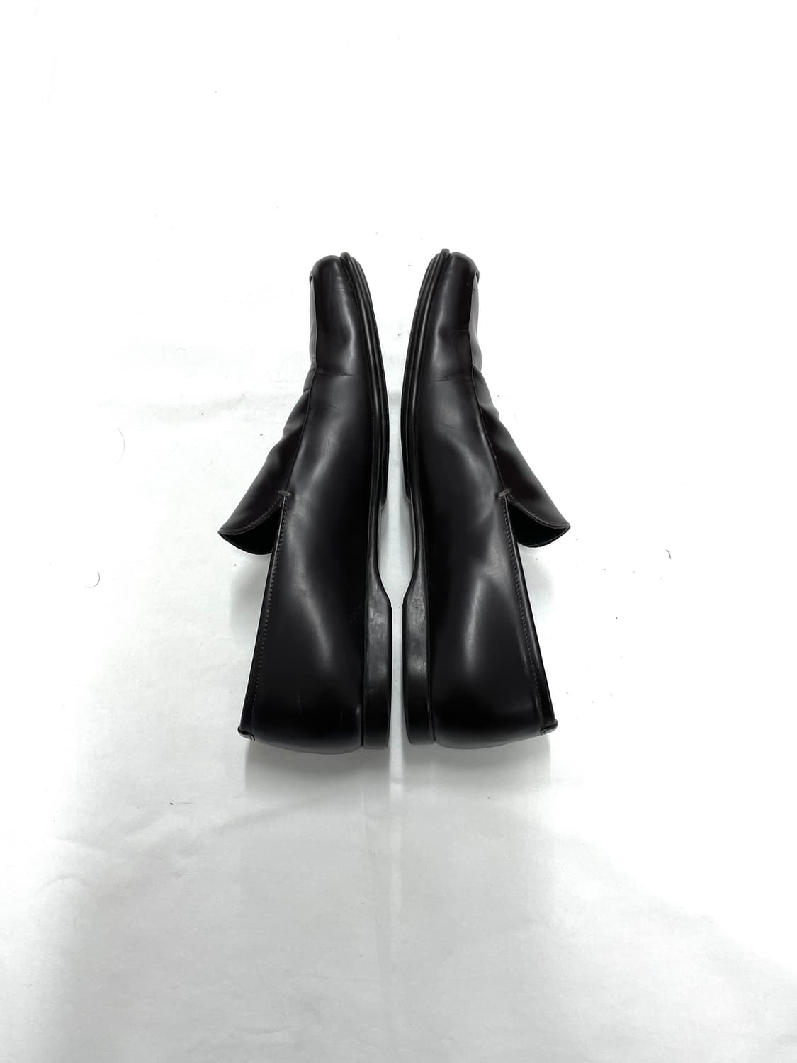 Prada Leather Dress Loafers 상품이미지2