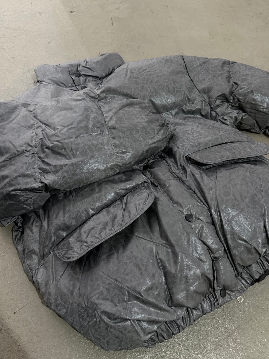 코시하루 키오프 메탈그레이 패딩 상품이미지5