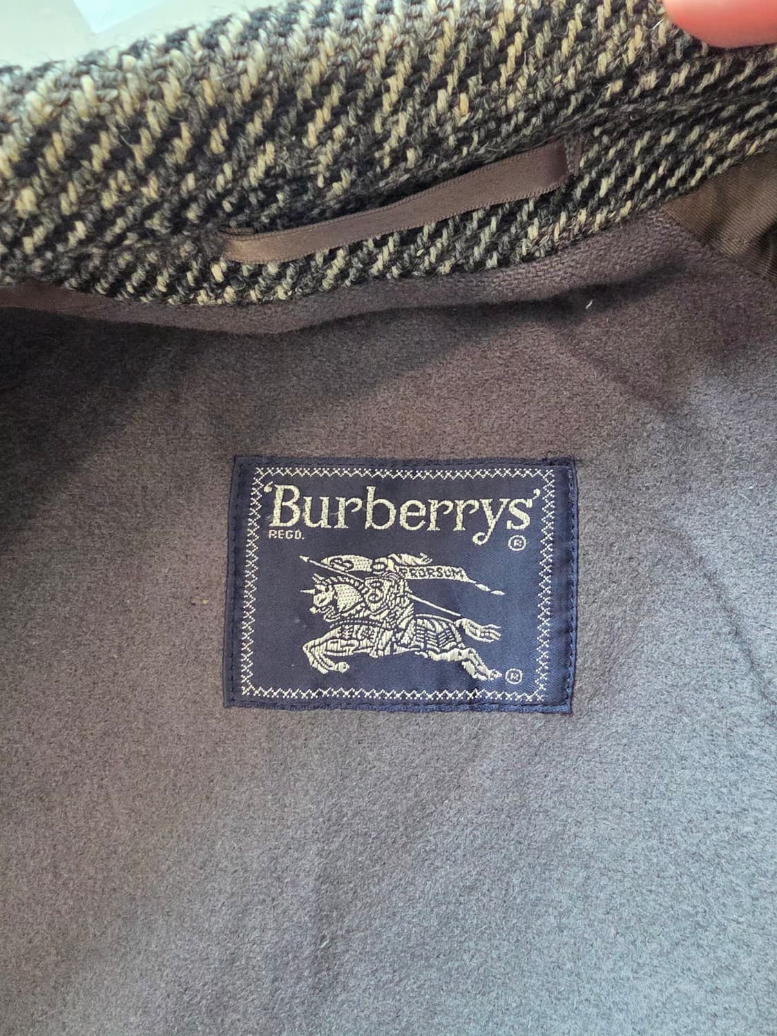 버버리 울 트위드 헤링턴 자켓 상품이미지4