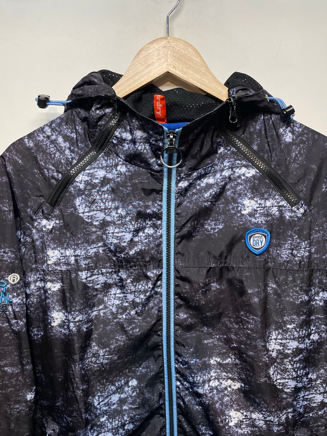 superdry 프린팅 바람막이 상품이미지5