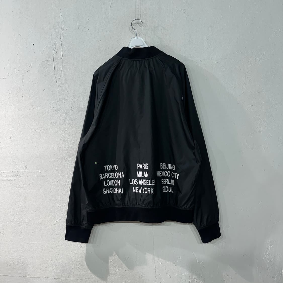 나이키 월드투어 자켓 XXL 상품이미지3