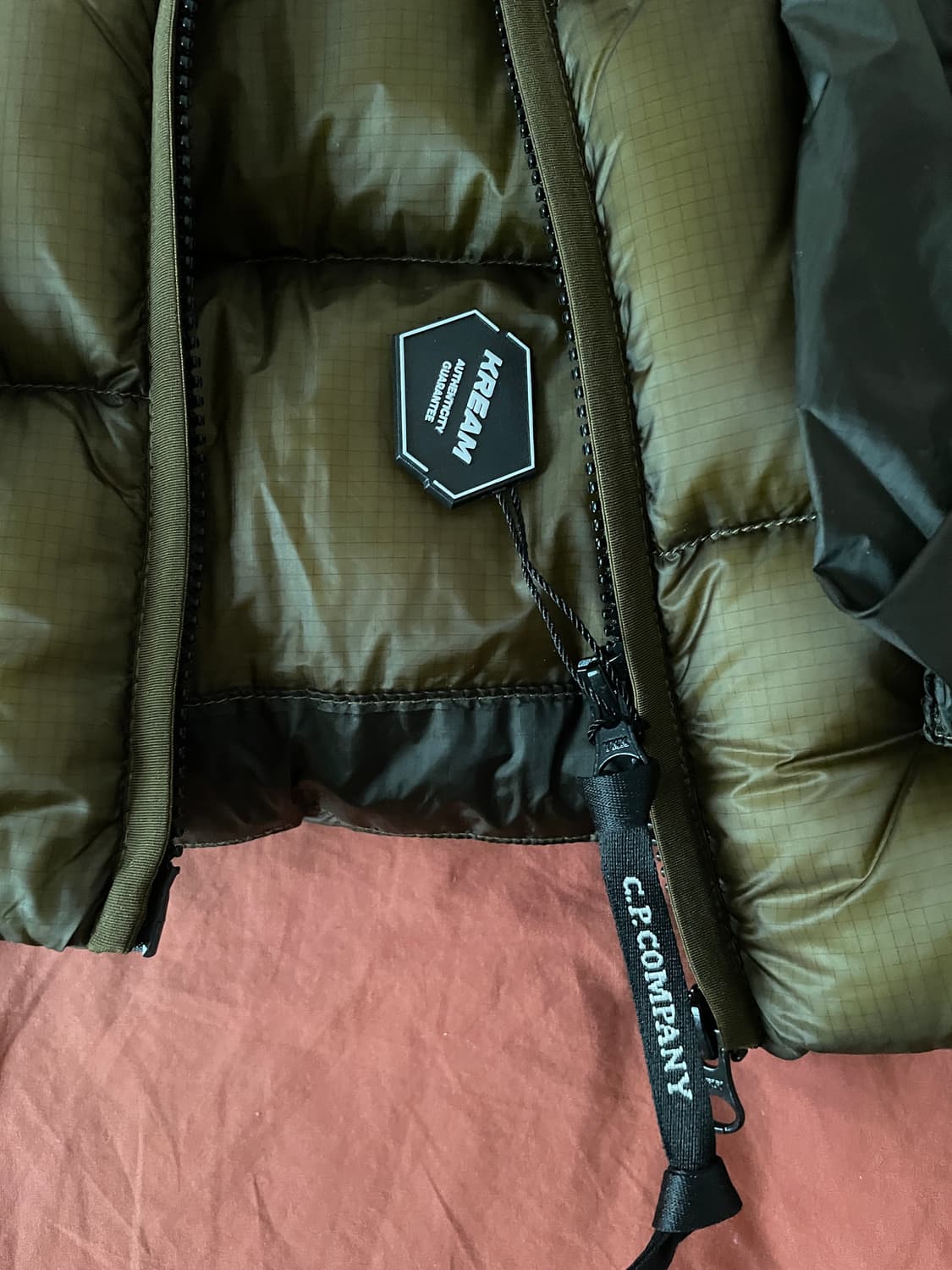 C.P. 컴퍼니 DD쉘 다운 베스트 상품이미지5