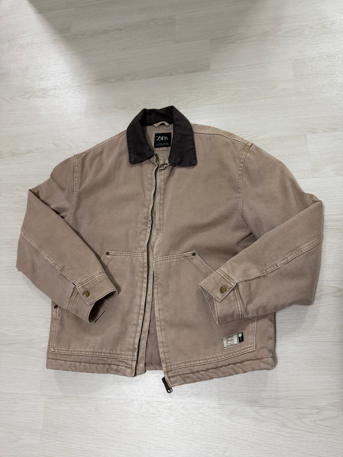 자라 콘스트라트 네크라인 자켓 판매해요 상품이미지1