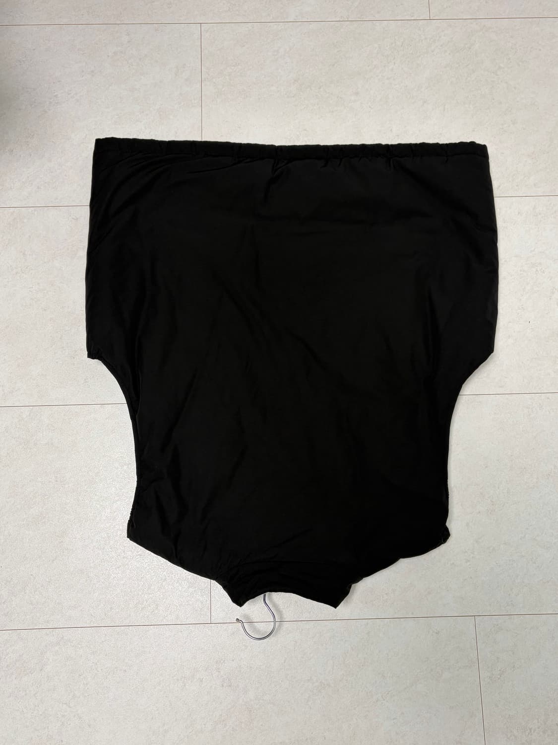 [2] 25FW 블랭크룸 유니버셜 베스트 블랙 상품이미지2