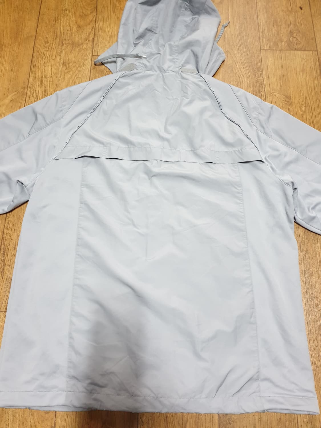 1052 휠라 운동복 바람막이 110 사이즈입니다 상품이미지5