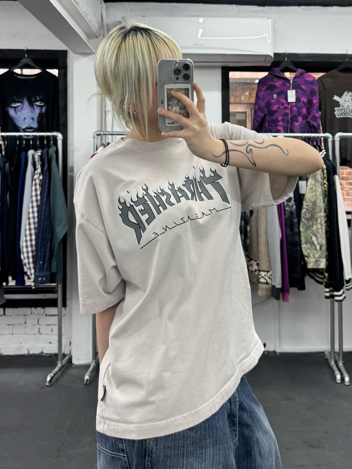 트레셔 플레임 로고 티셔츠 상품이미지3