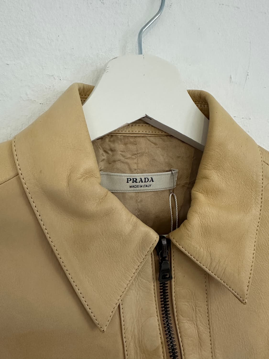 프라다 2000s 베이지 램스킨 레더 크롭자켓 상품이미지5