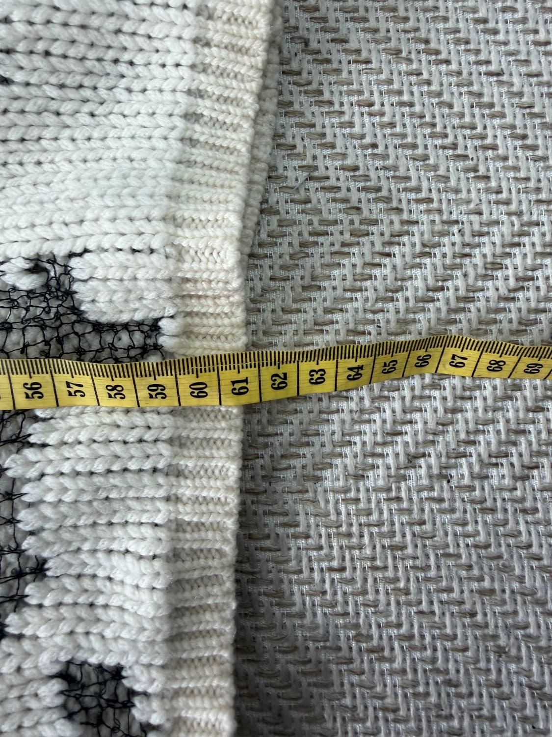 정품) 생로랑 여성 캐시미어99 데미지 디테일 니트 XS 상품이미지10