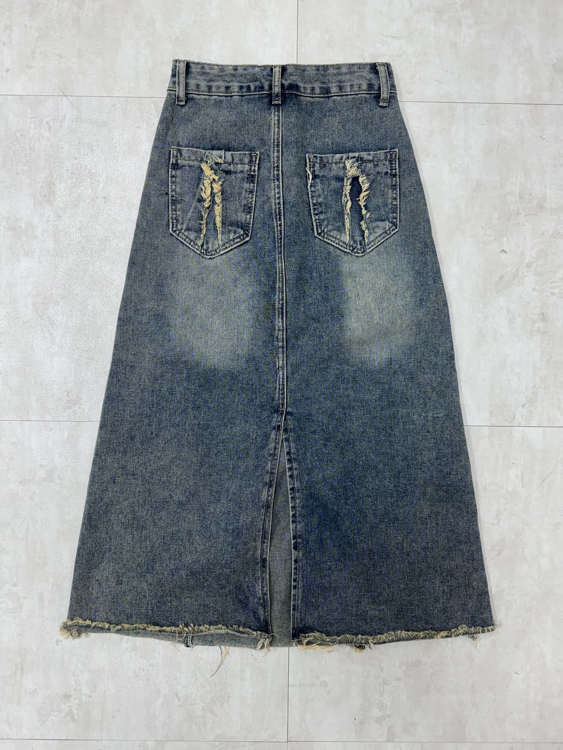 •Y2K 워싱 컷팅 데님 롱 스커트 상품이미지4