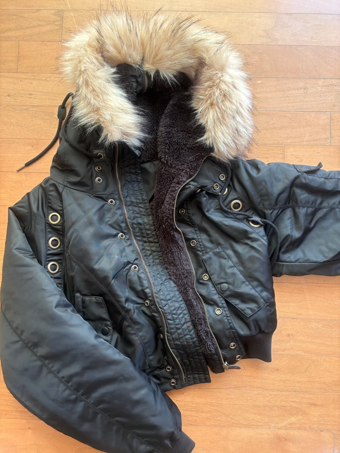 팬시클럽 아일렛 퍼 MA-1 (BLACK) F25ZA003 상품이미지2