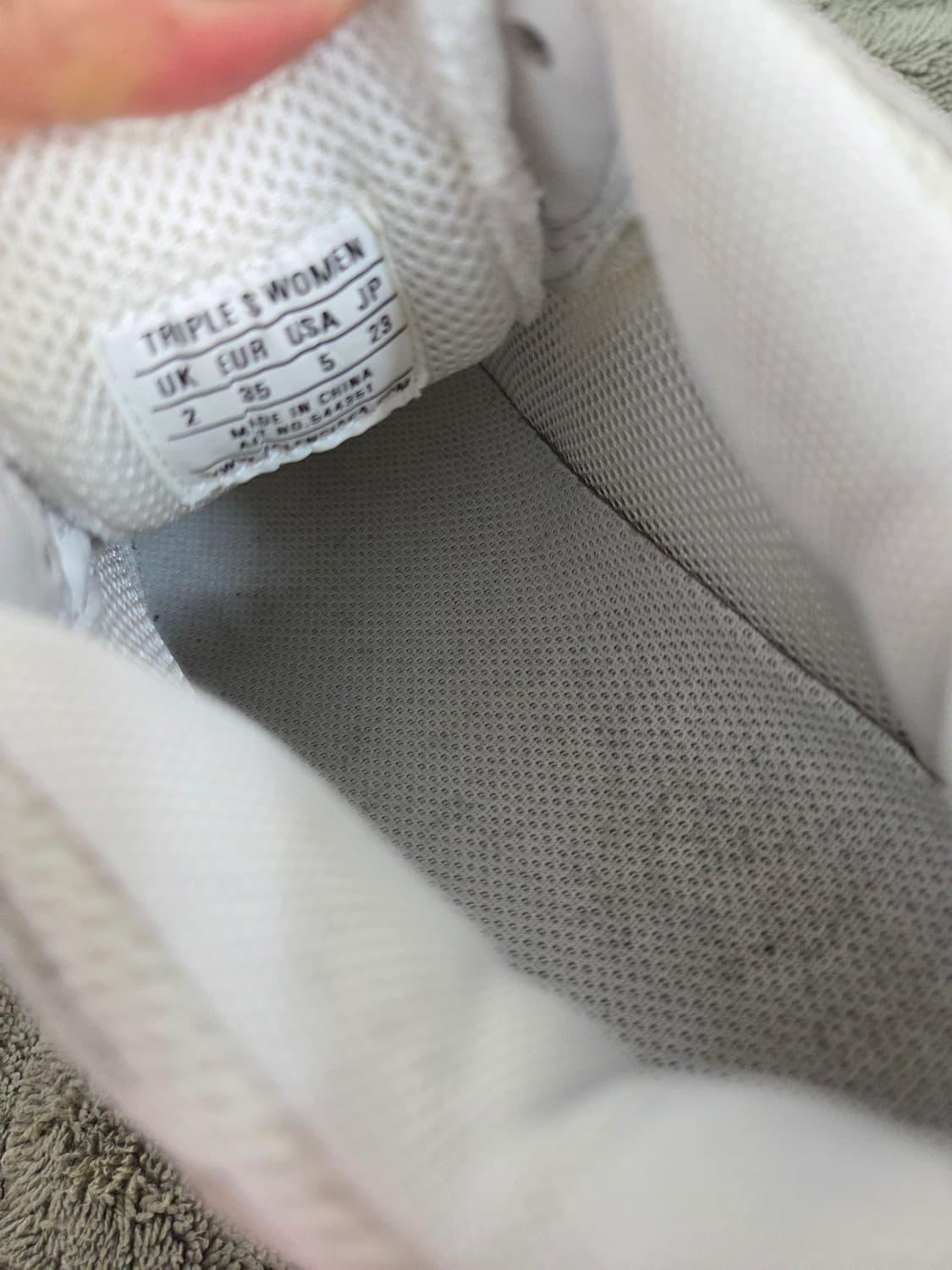 발렌시아가 트리플S 544351스니커즈 35 상품이미지3