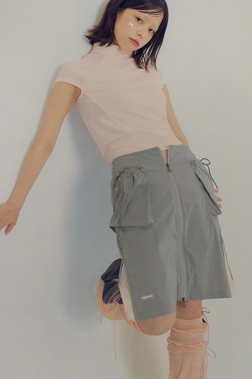 허그유어스킨 카고 미디 스커트 그레이 상품이미지4