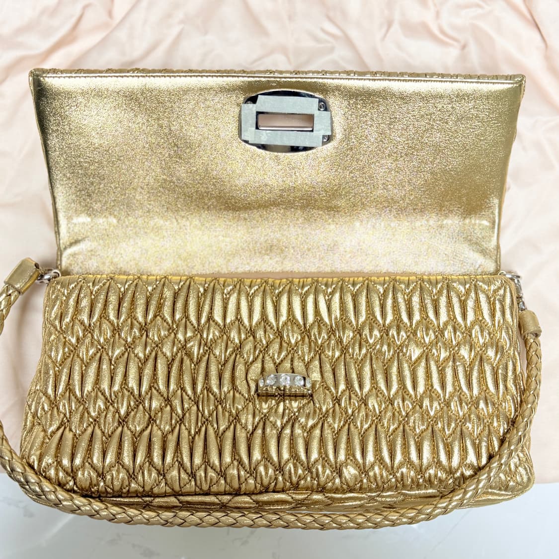  미우미우 RP0169 마테라쎄 스왈로브스키 크리스탈 골드 클러치 & 숄 상품이미지8