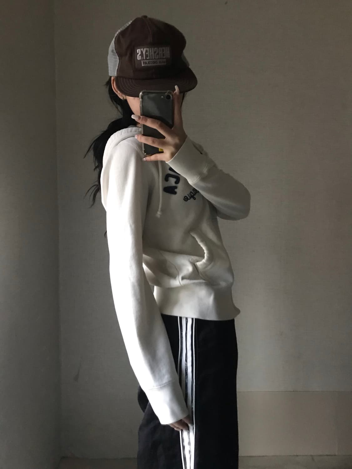 후아유 화이트 후드집업 상품이미지4