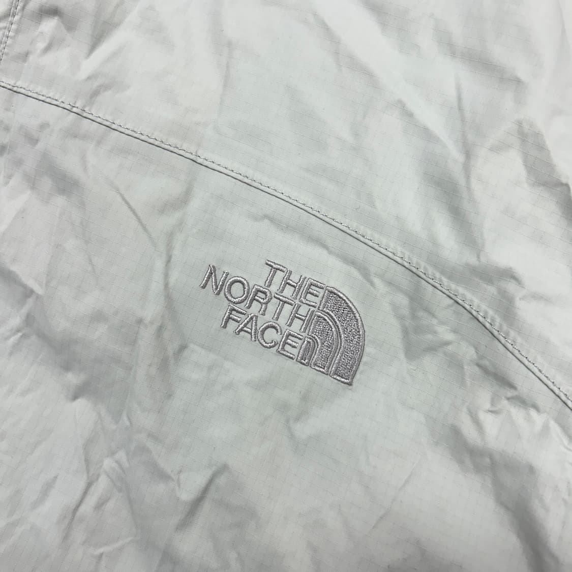 노스페이스 라이트그레이 하이벤트 바람막이(M) 상품이미지6