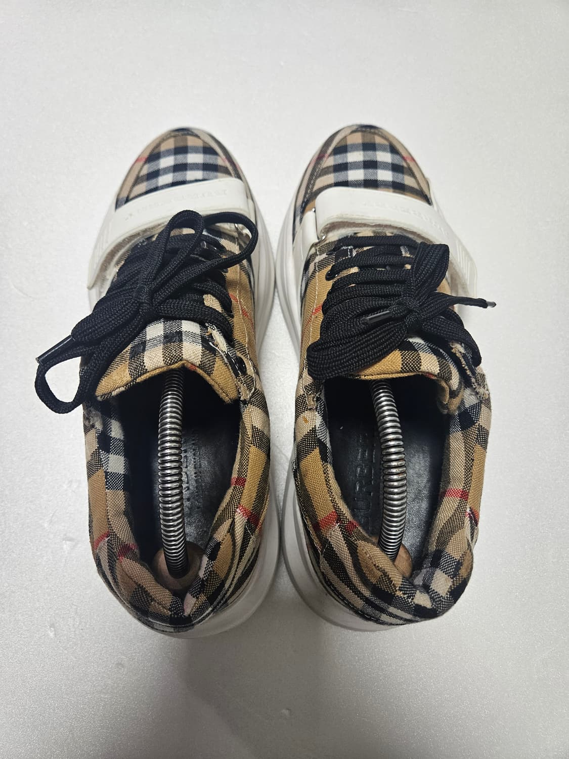 버버리 BURBERRY 체크 스니커즈 / 250 상품이미지3