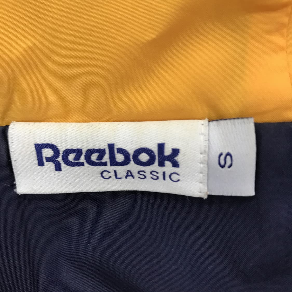 리복 x 크리틱 콜라보 바람막이 [S] 상품이미지5