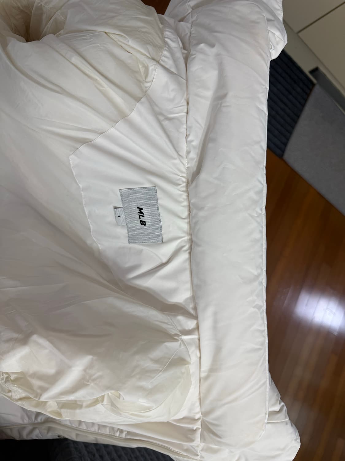 MLB 베이직 메가로고 후드 롱패딩 화이트 라지 상품이미지8