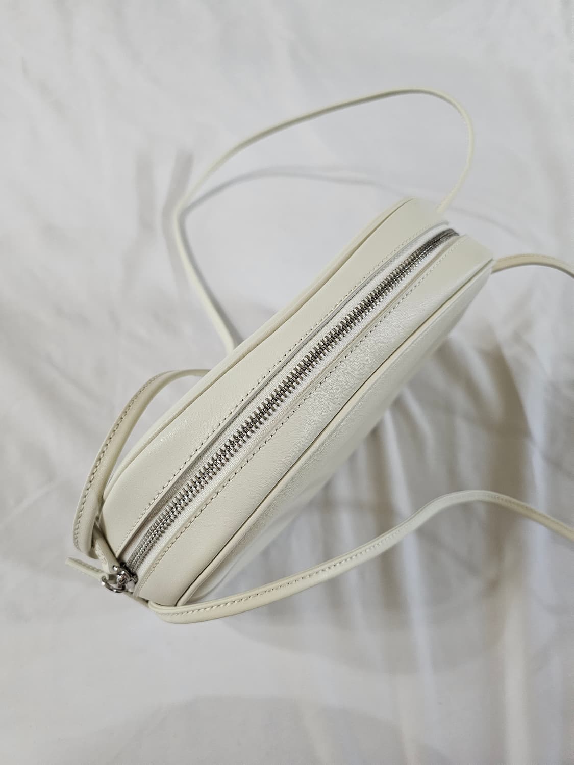 DUNST PEBBLE LEATHER BAG 던스트 레더 숄더백 가방 상품이미지8