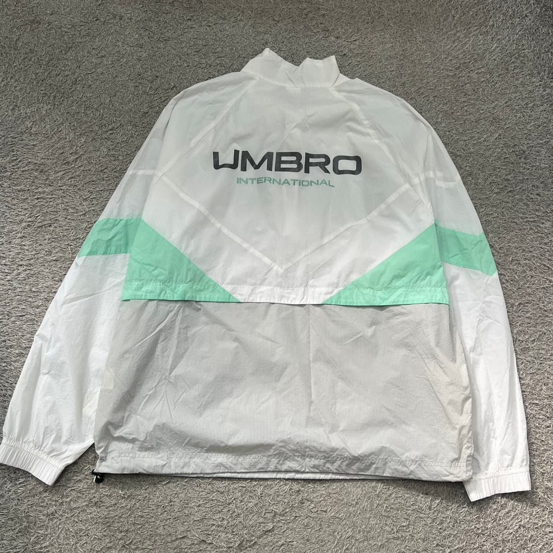 [110] 엄브로 반집업바람막이 상품이미지3