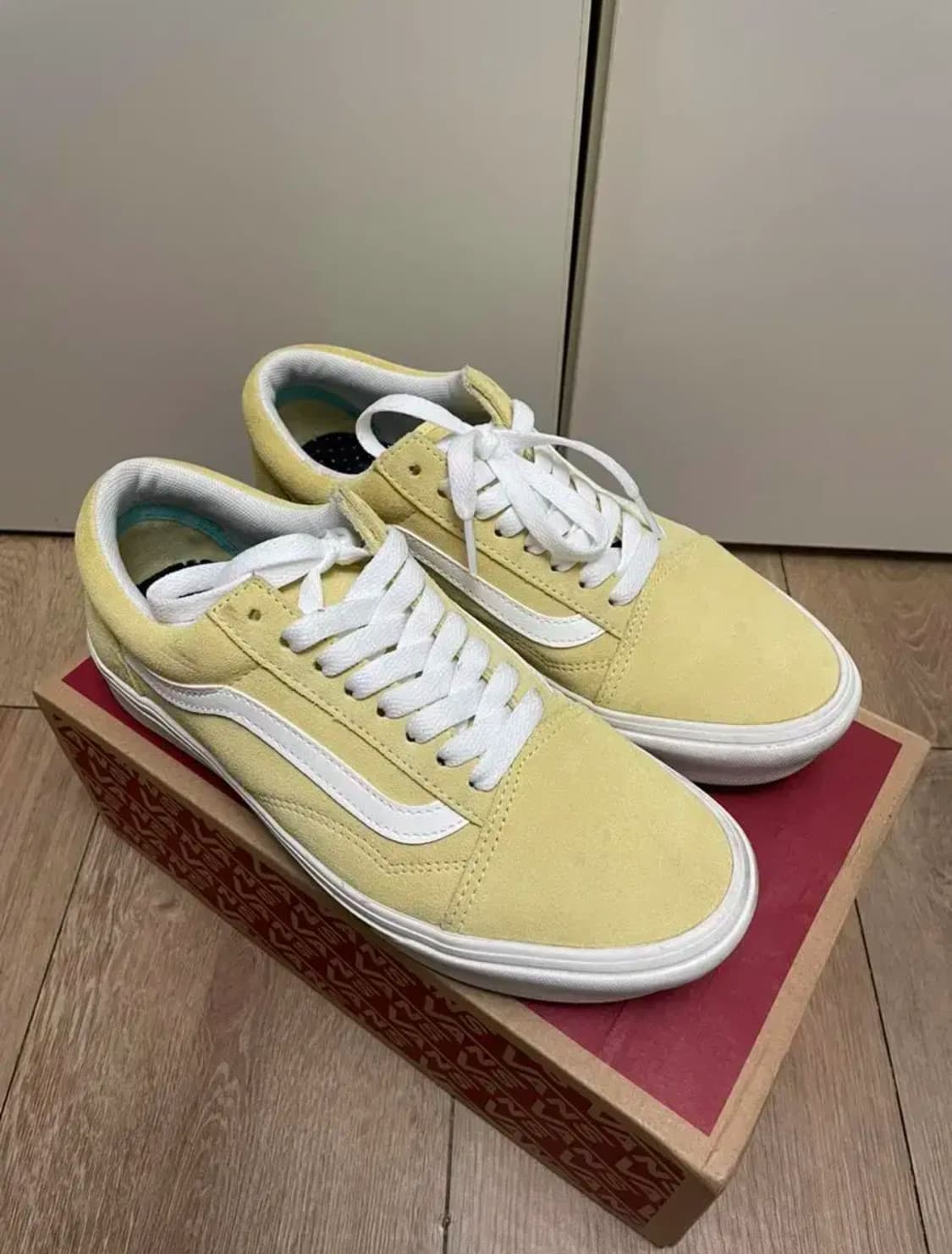 반스 컴피쿠시 올드스쿨 바나나 250 상품이미지1