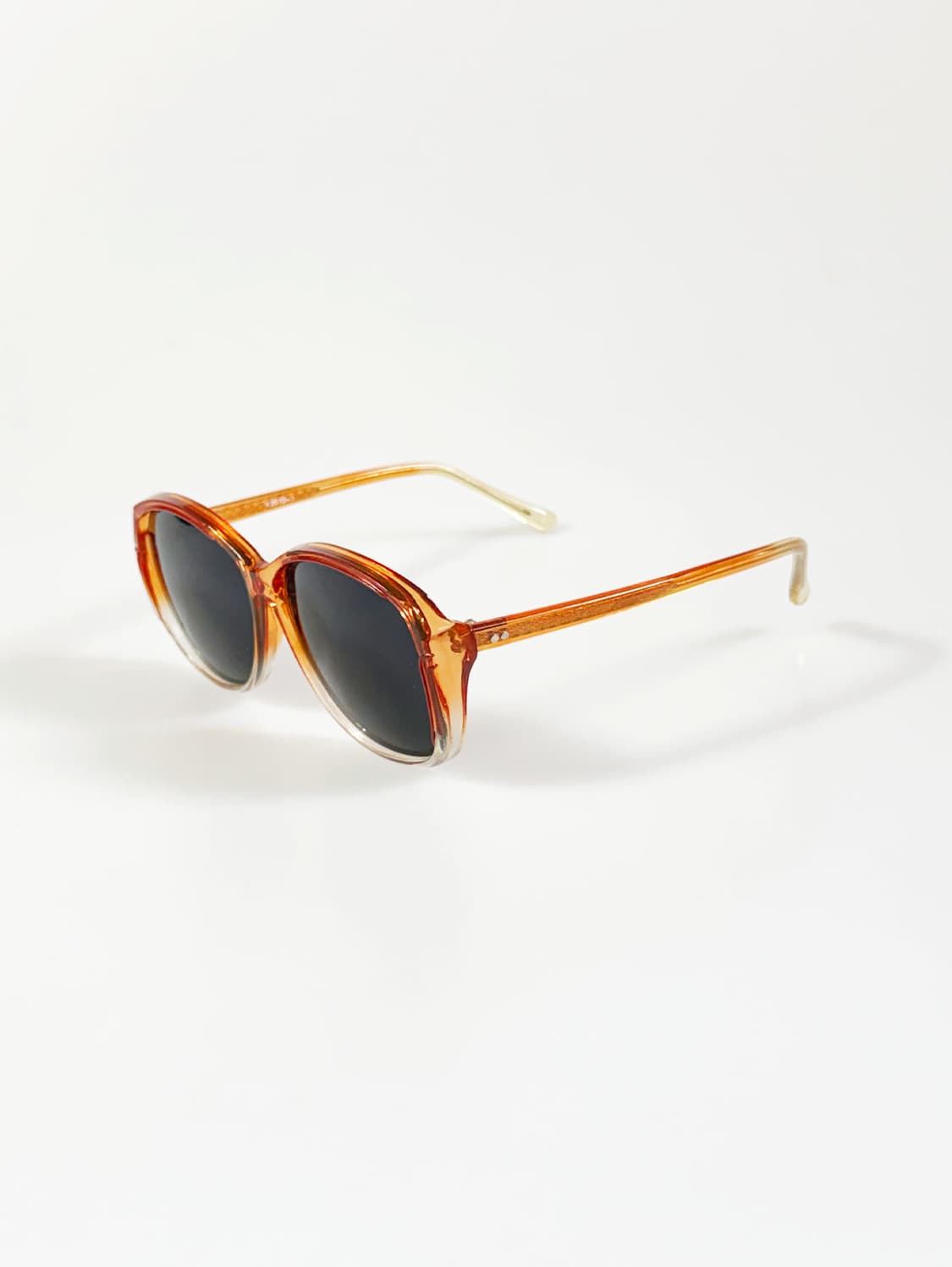 90s 엠버 그라디언트 볼드 오벌 프레임 빈티지 선글라스 상품이미지3