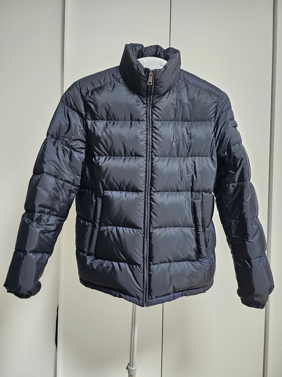 SGY091 프라다패딩 52네이비 팔아요 상품이미지1