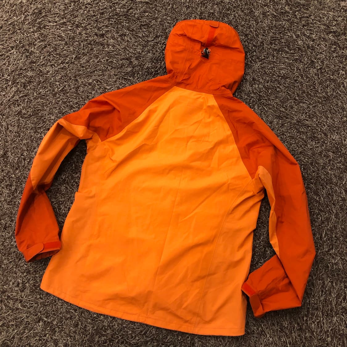 M 몽벨 오렌지 나일론 바람막이 마운틴 자켓 상품이미지4