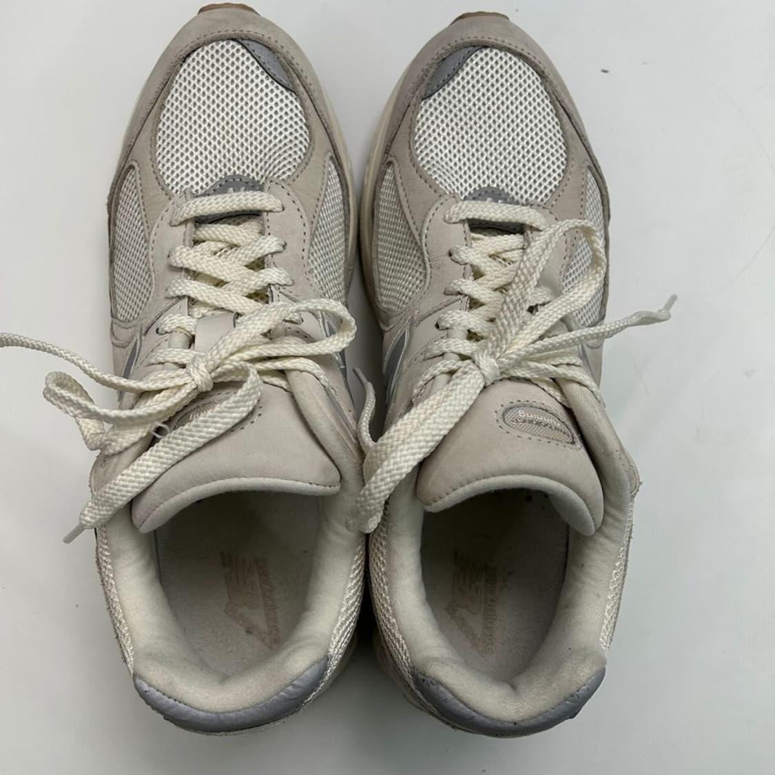 뉴발란스 2002R 화이트 아이보리 운동화 270 상품이미지5