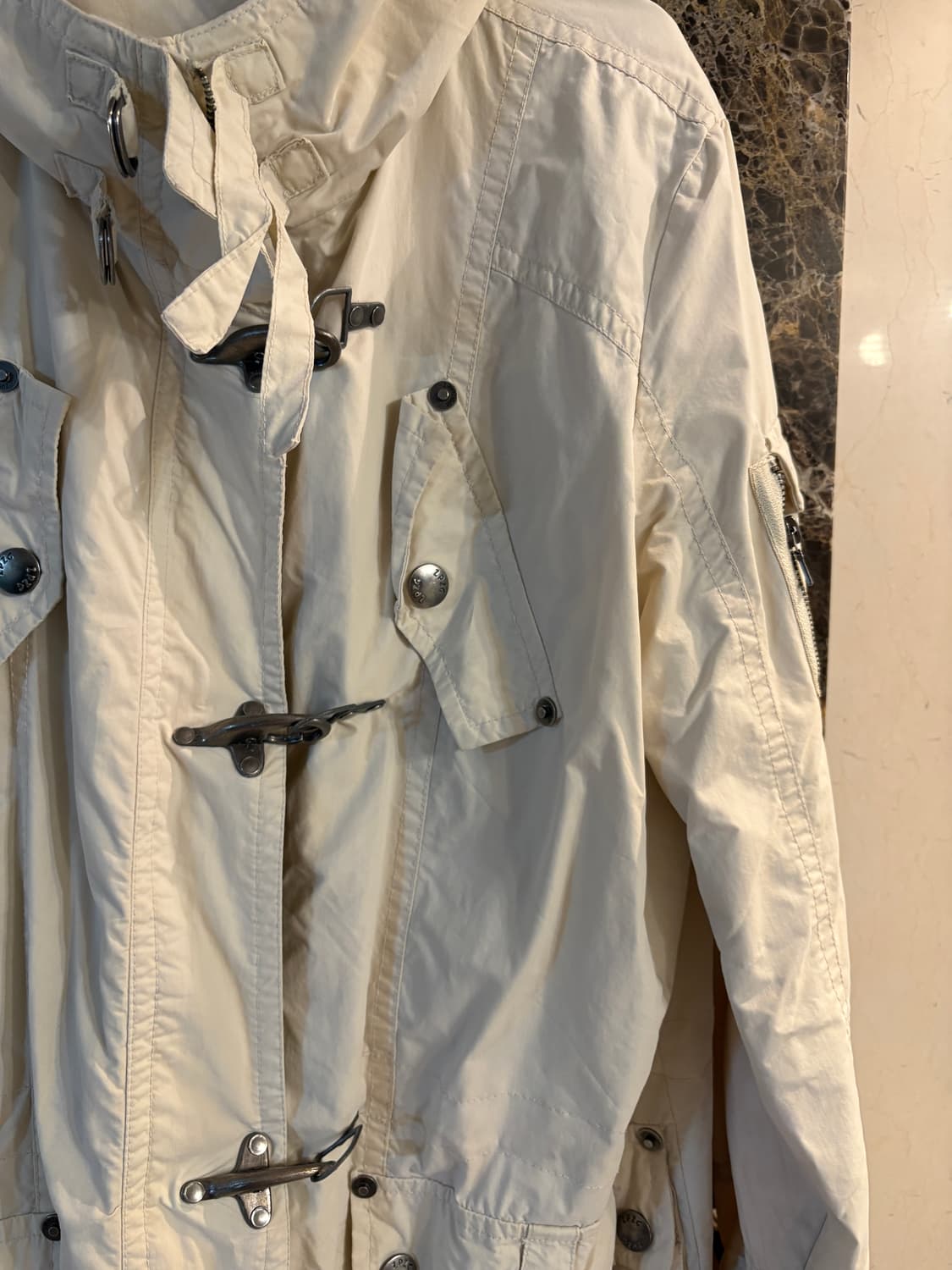 아이보리색 후드 야상 점퍼 상품이미지2