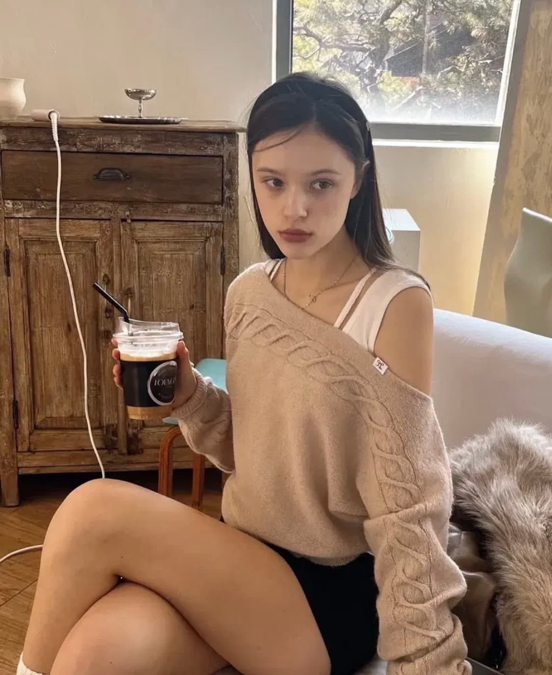 벨리아르 케이블 보트넥 니트 상품이미지1