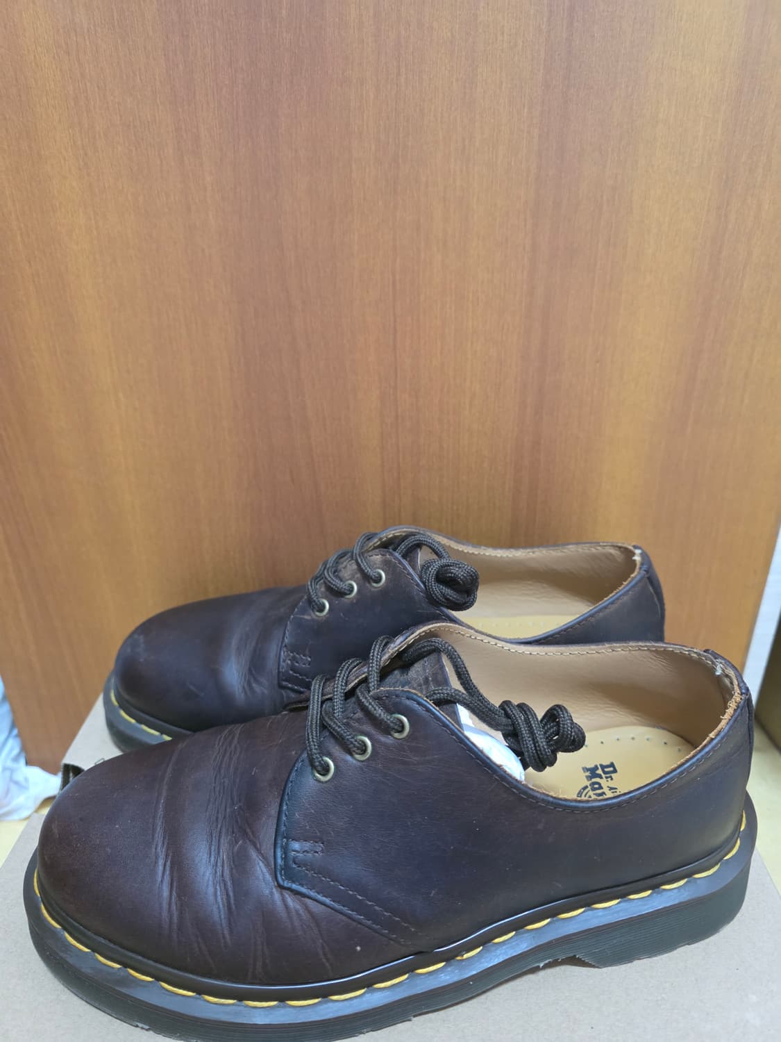 닥터마틴 1461 크레이지홀스 브라운 상품이미지4