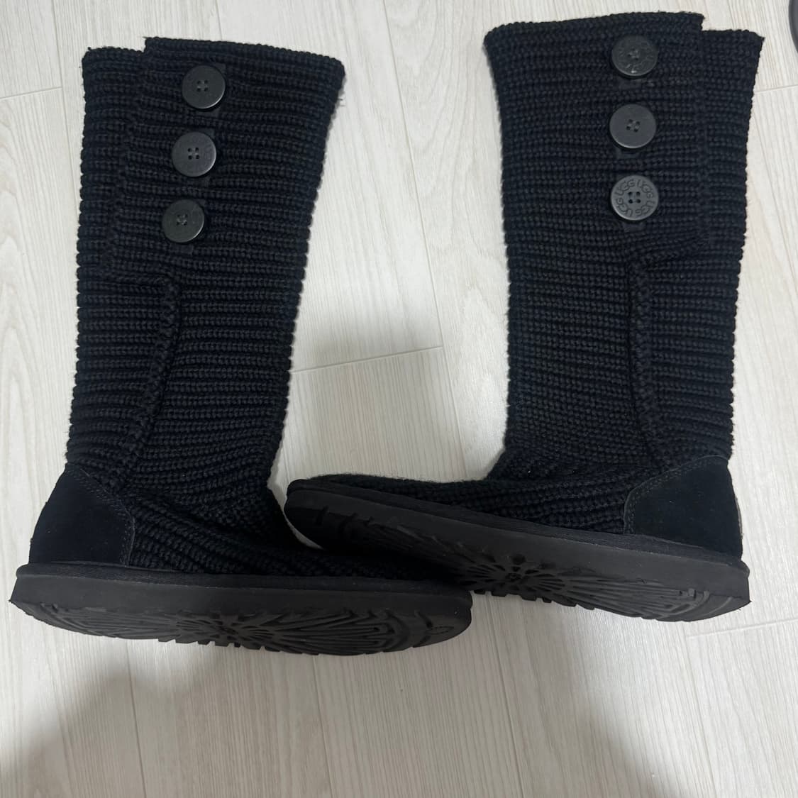 카디 어그 부츠 블랙 상품이미지1