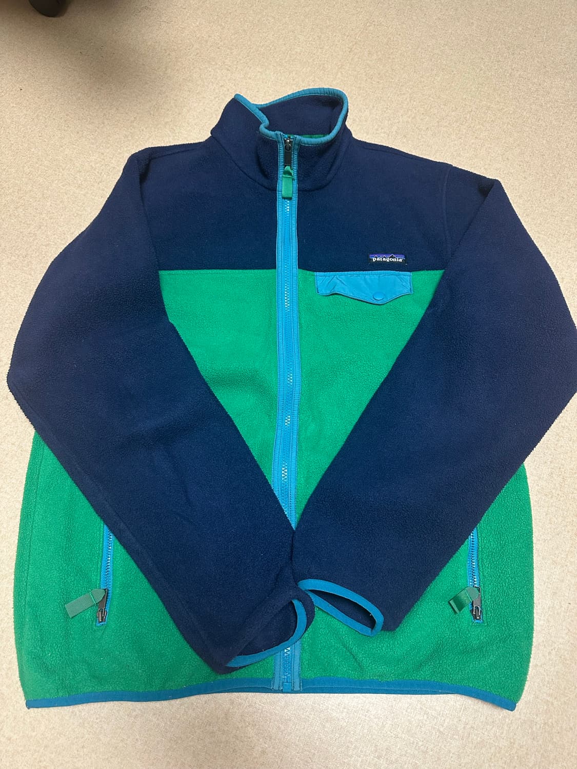 파타고니아 플리스 자켓 네이비 그린 상품이미지1