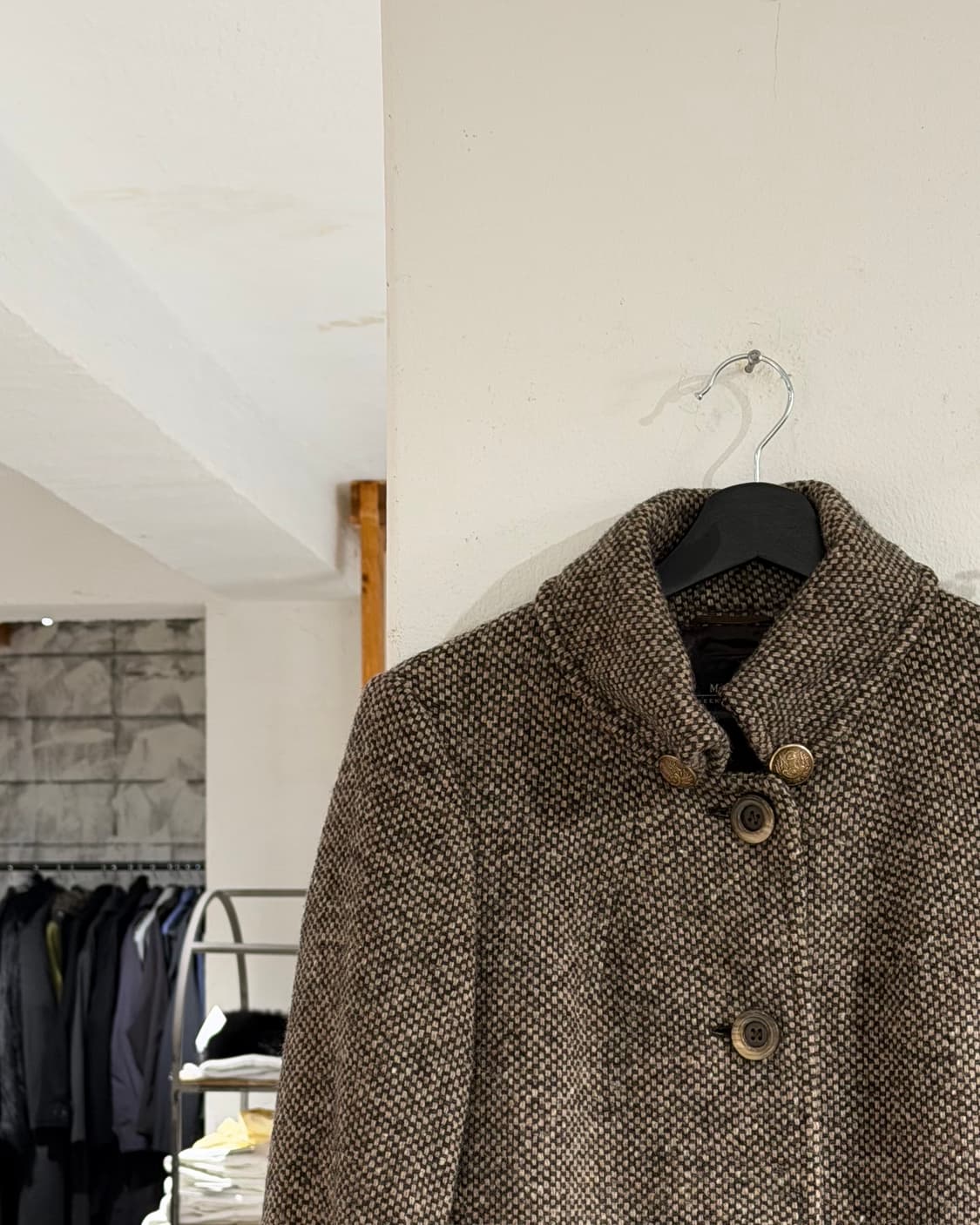 막스마라 위켄드 브라운 트위드 골드버튼 코트 상품이미지2