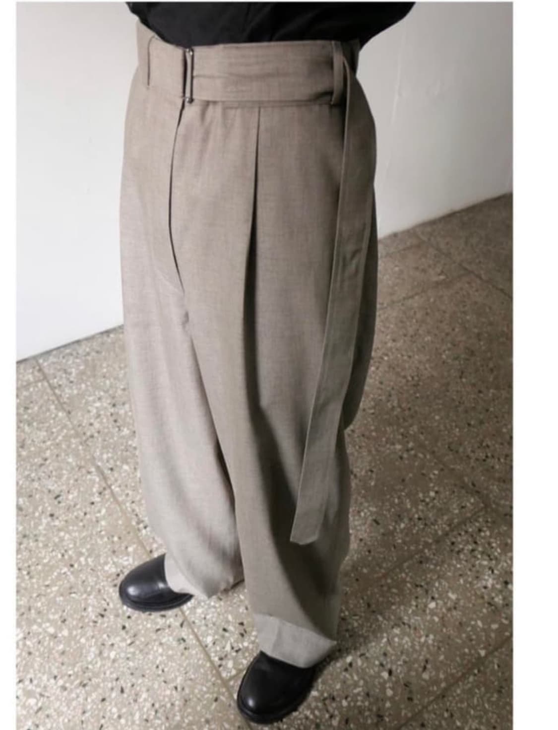 goi 고이 밸티드 팬츠 팝니다. 상품이미지1