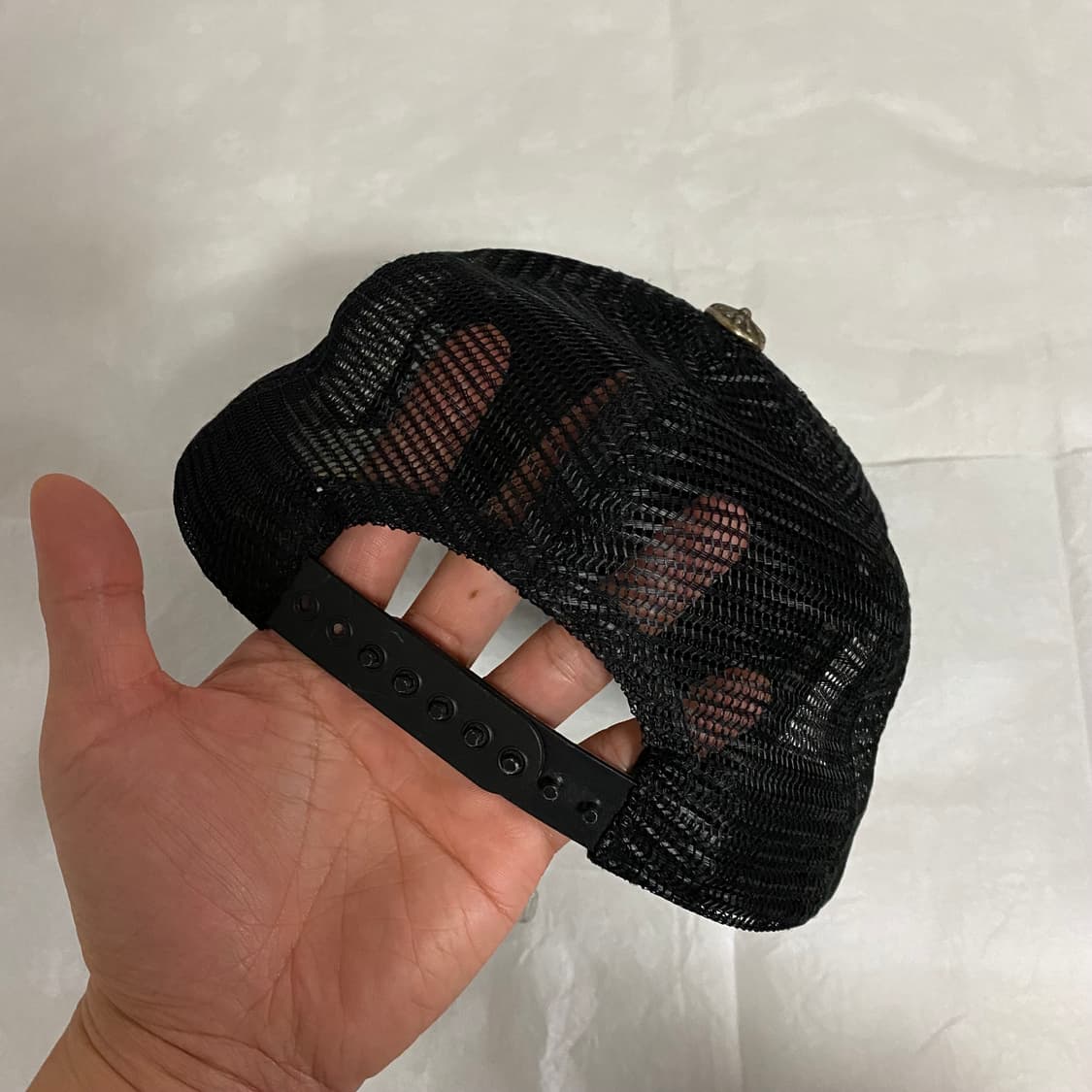 [Free] 크롬하츠 세메터리 트러커햇 블랙 레드 상품이미지5