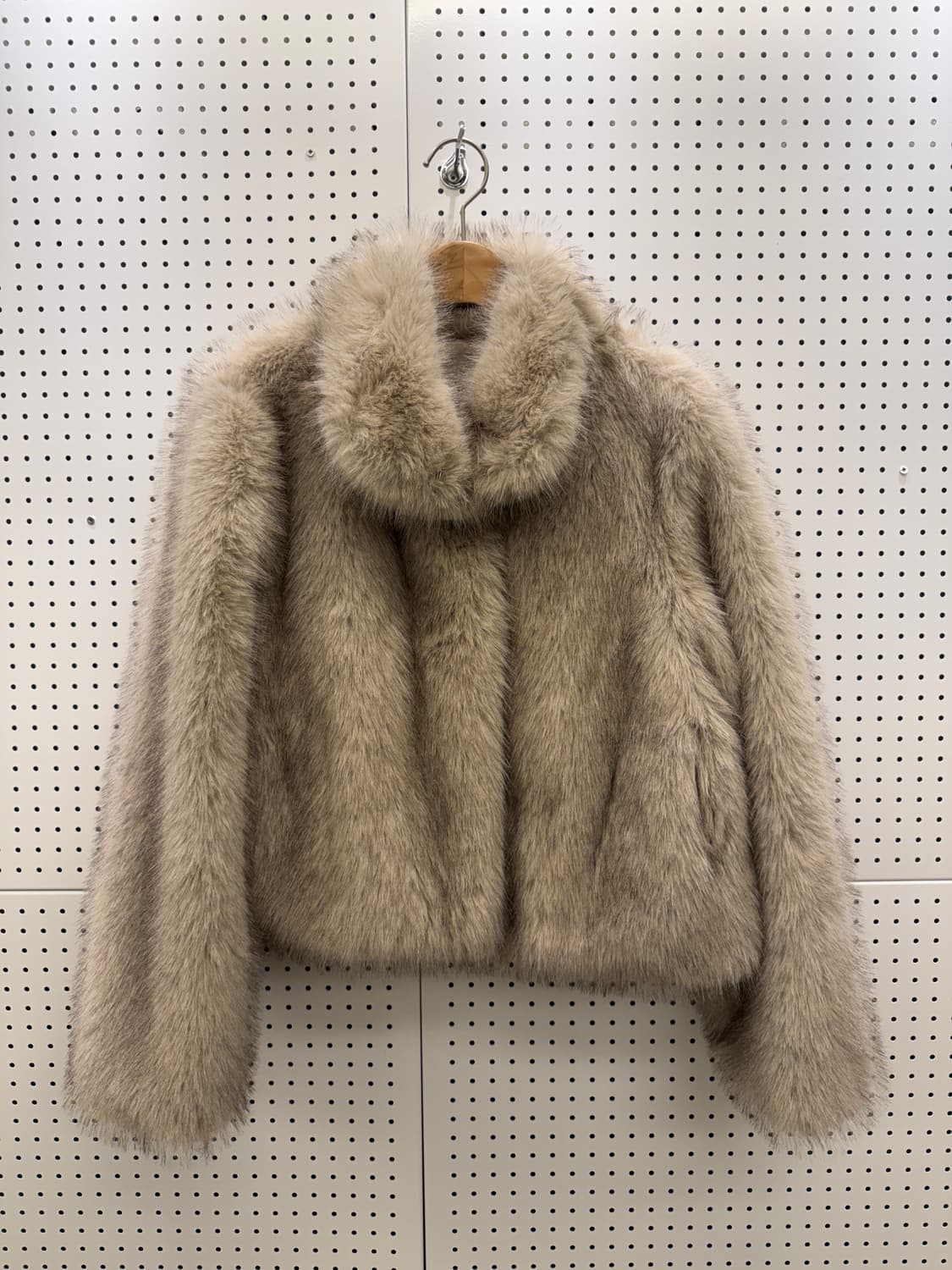 Muted 페이크 퍼 크롭 자켓 U583 상품이미지2