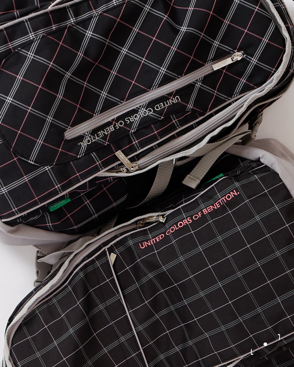 미드니어에서 베네통 체크 백팩을 만나보세요! 상품이미지2