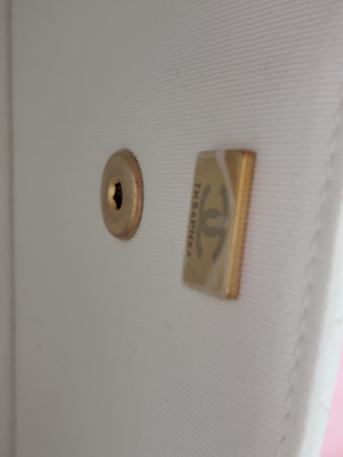 정품)급처미사용새상품!샤넬 신형 내장칩 로고참 플랩백 크로스백숄더백 가방 상품이미지3