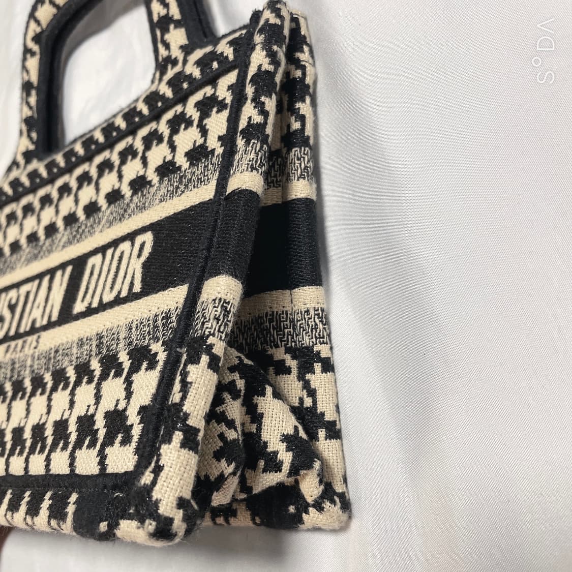 디올 하운드투스 북토트 미니 토트백 상품이미지3